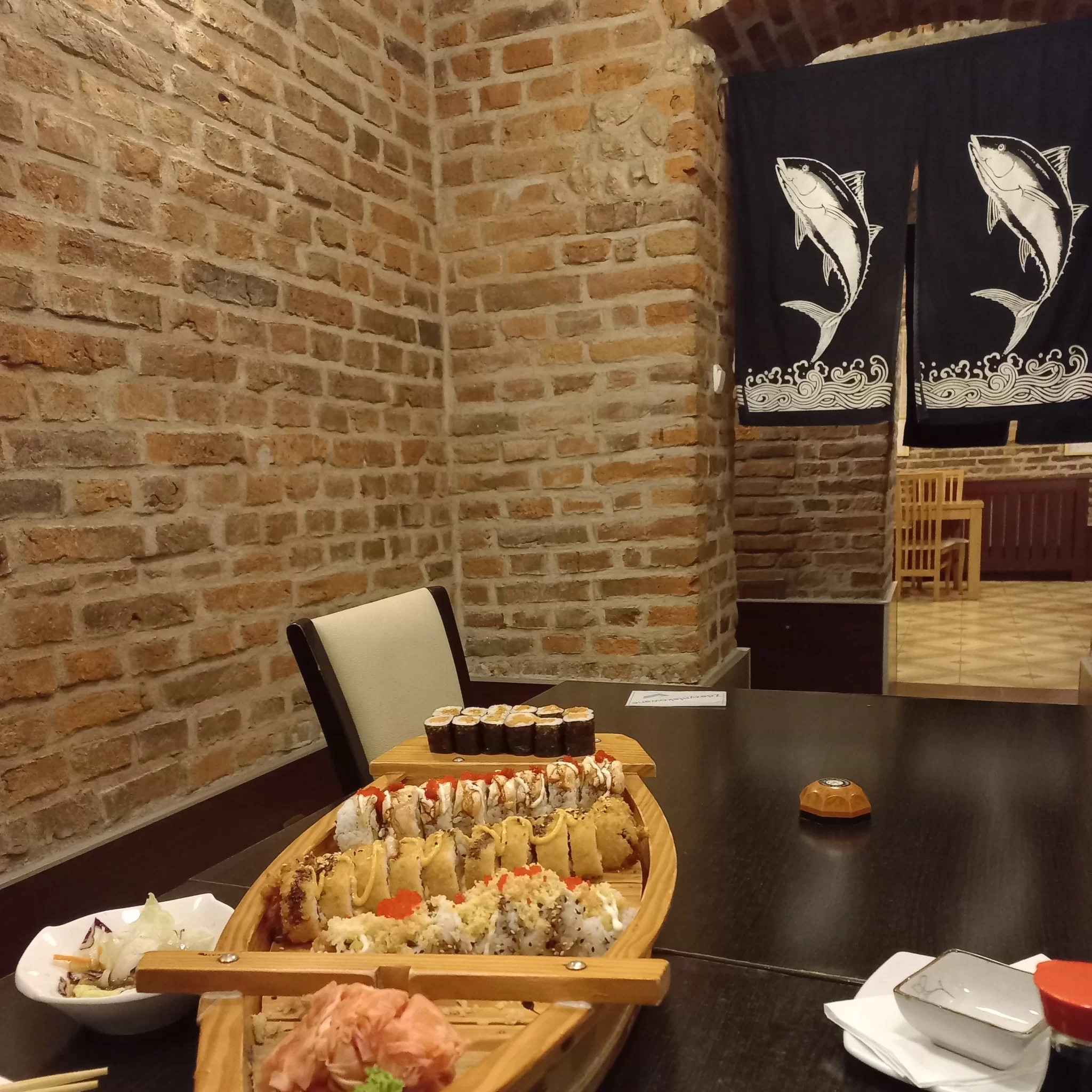 Najlepsze sushi w Krakowie – Genji